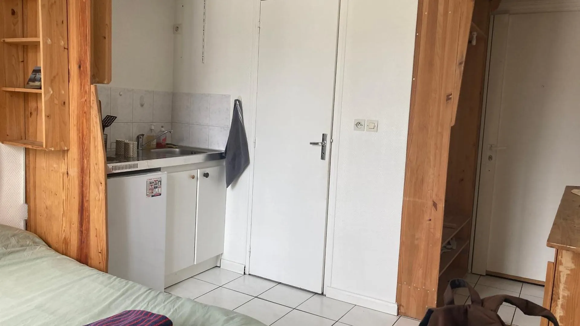 Apartment Charmant Studio A Belleville Paris France